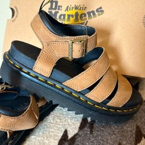 Dr. Martens Blaire Tumbled Nubuck Leather Sandals - Savannah Tan